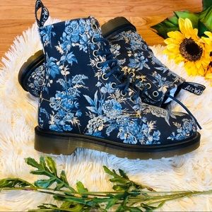 Dr. Martens | Floral Blue Boots